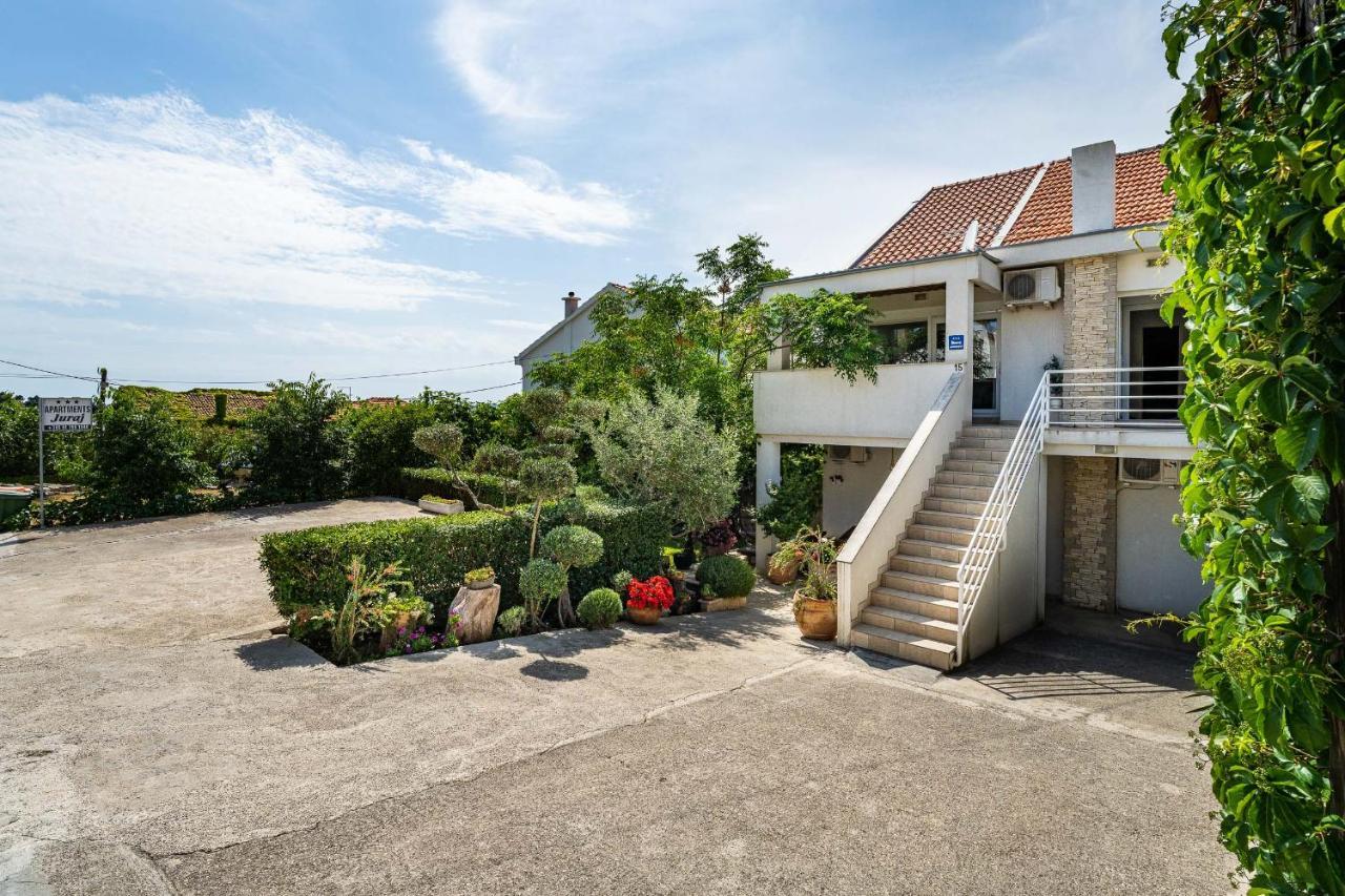 Apartments Juraj Petrcane Exterior photo